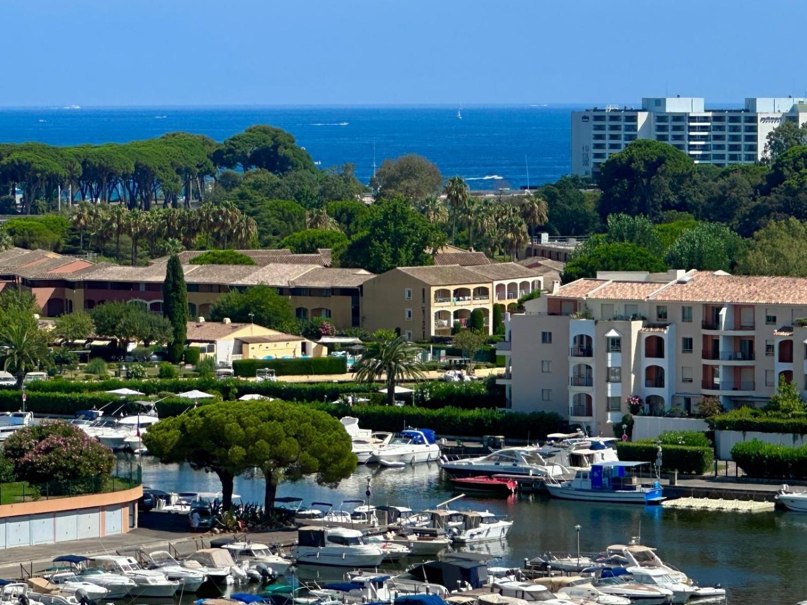 Appartement T3 De Standing Vue Mer Et Marina Mandelieu 外观 照片