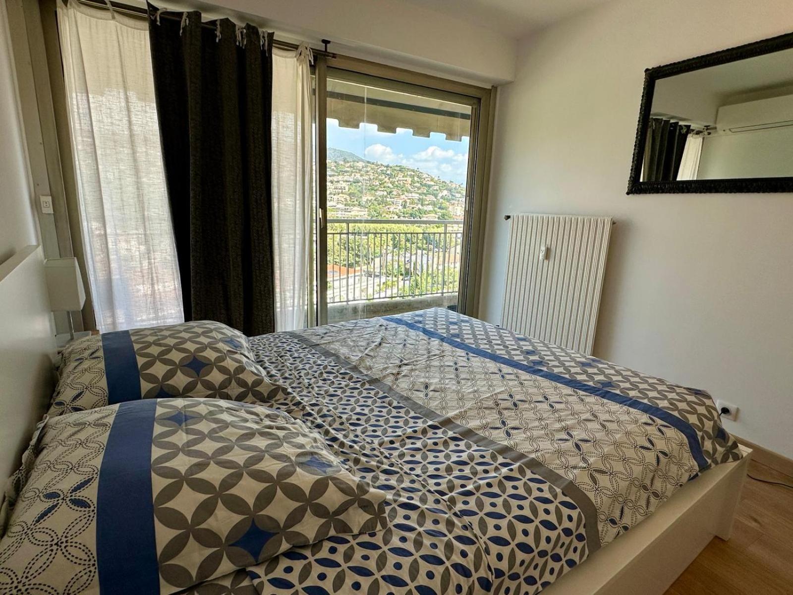 Appartement T3 De Standing Vue Mer Et Marina Mandelieu 外观 照片